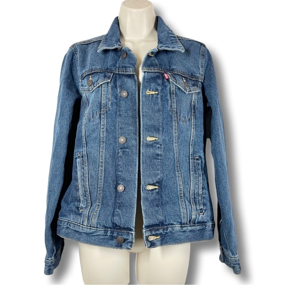 Levi’s NWOT denim jacket (youth)